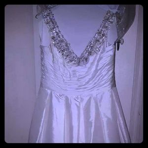 Pearl White Fairytale Wedding Dress